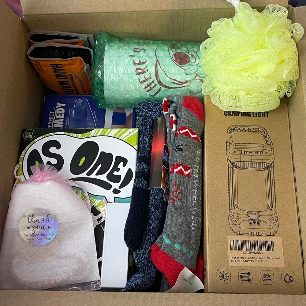 NEW Amazon MYSTERY box, Brand New Items Only 📦 🔥 NO JUNK, 5 ⭐️​​ - Picture 6 of 15